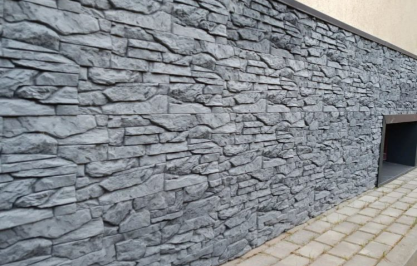 Як обробити фундамент будинку своїми руками